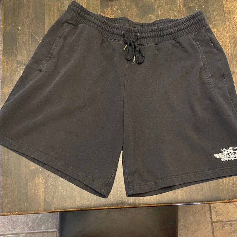 Northface black shorts